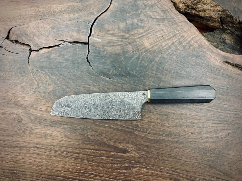 YVO4-D Santoku - Damast