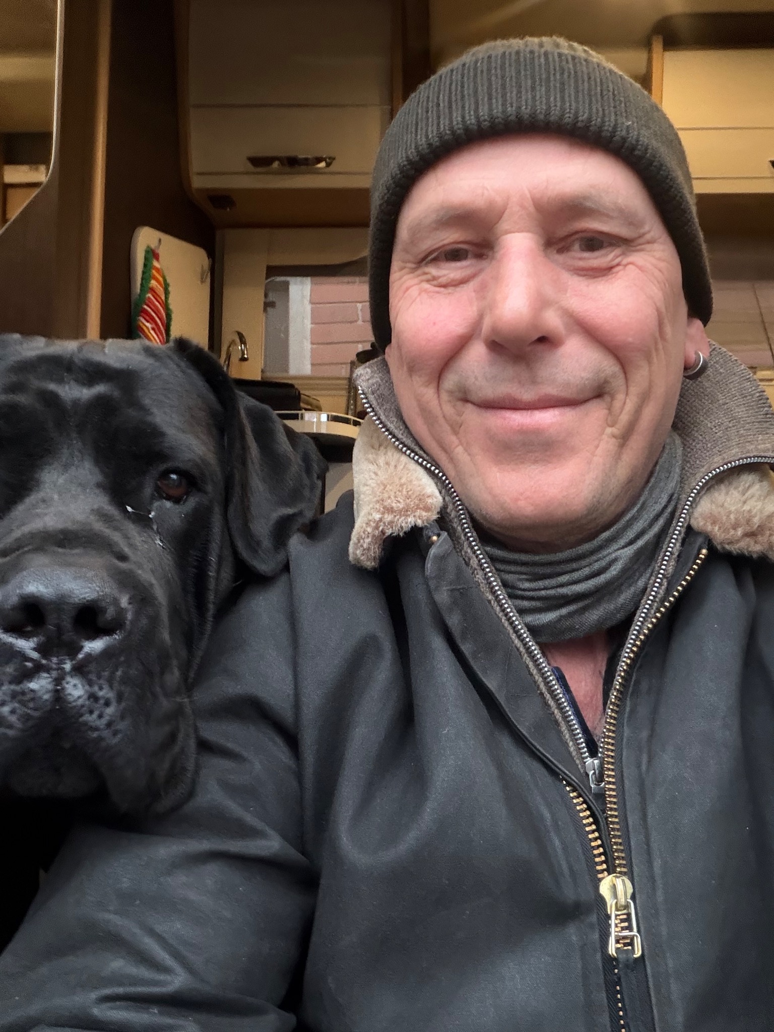 Ulrich Hennicke mit seinem Hund